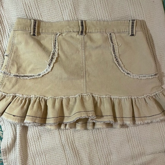 Tan Ruffled Mini Skirt - Picture 5 of 7